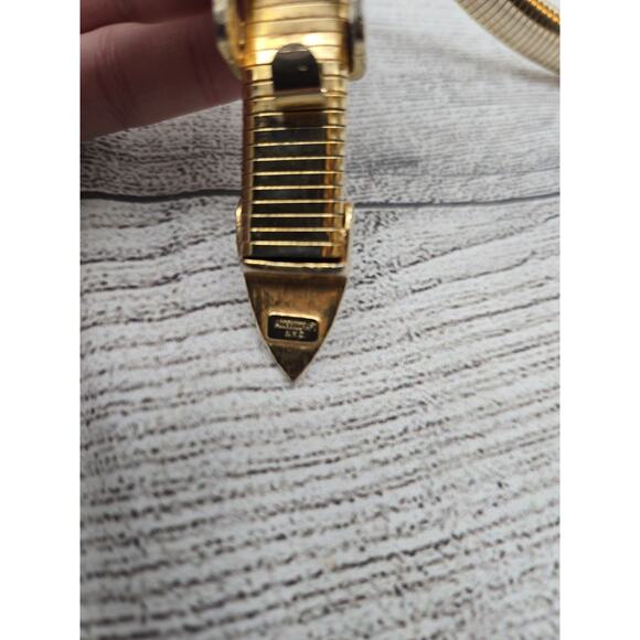 Vintage 80\'s Accesorcraft NYC Gold Stretch Belt
